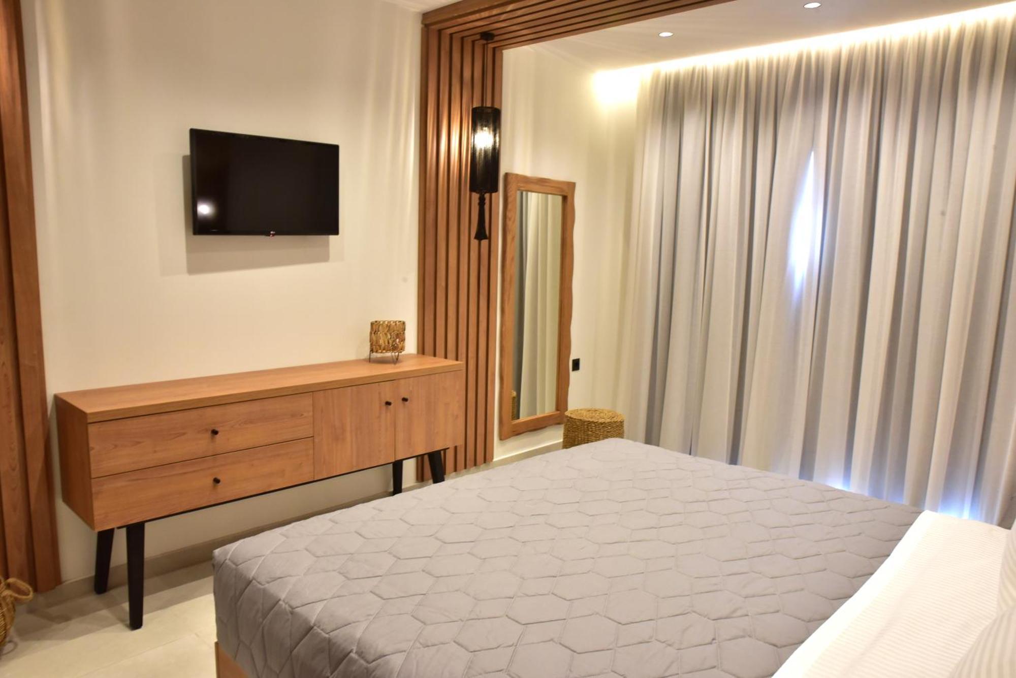 Rafael Hotel-Adults Only ลินดอส ภายนอก รูปภาพ